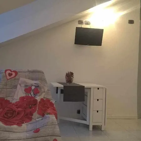 Joie De Vivre Statuto Apartman *